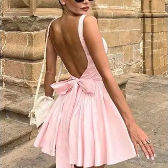 HOUSE OF CB Florianne dress - Picture 3 of 5